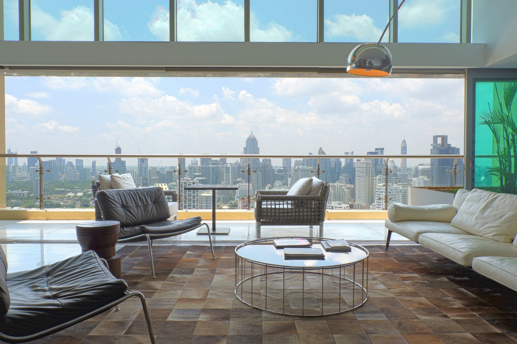 PENTHOUSES IN CENTRAL BANGKOK